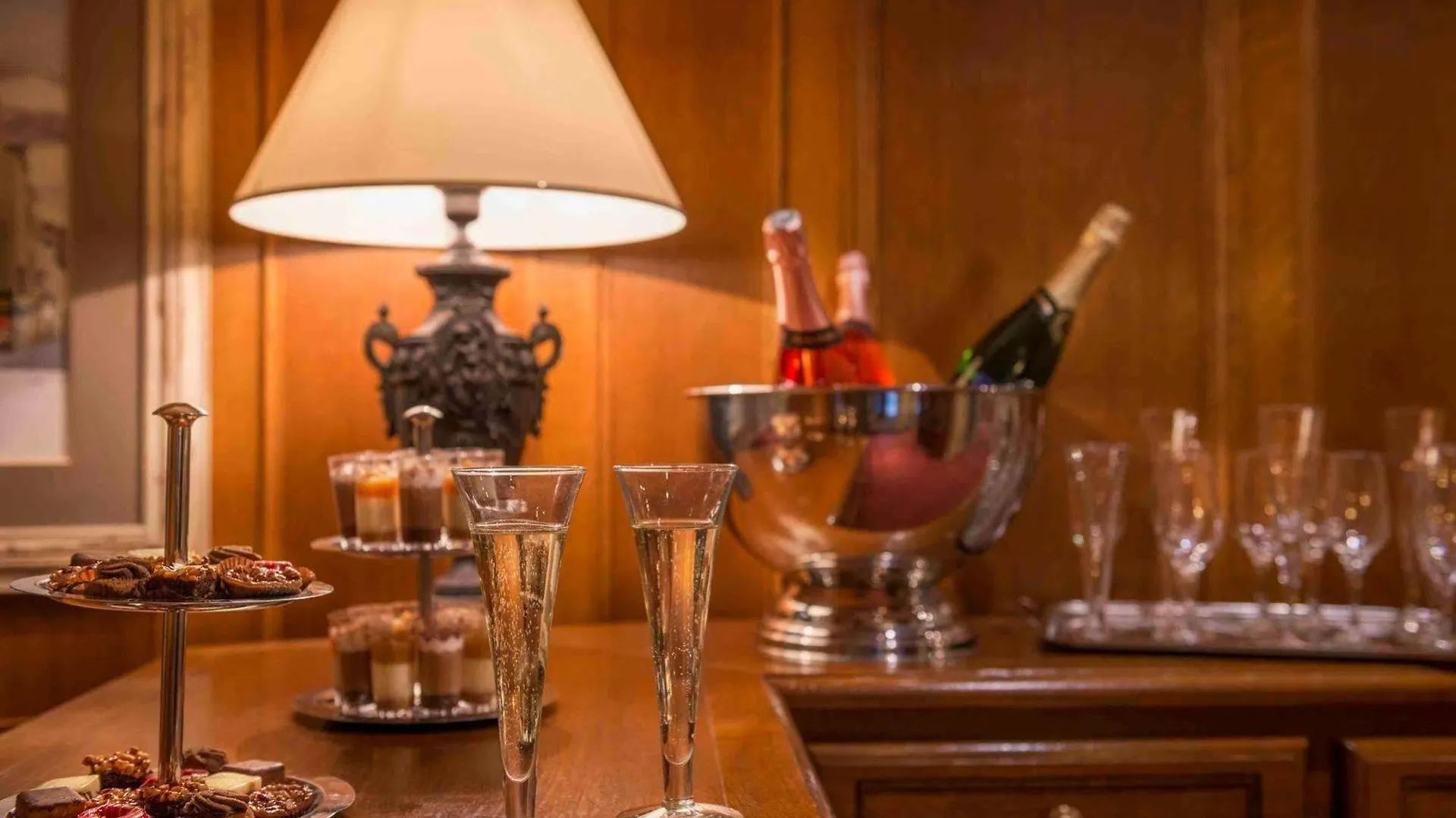 Du Savoir Hotel 3*