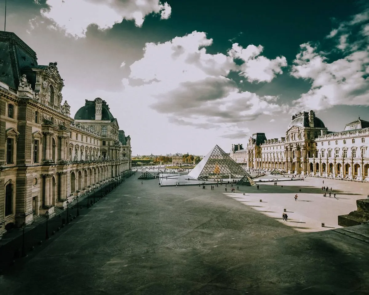 Du Savoir Hotel Paris